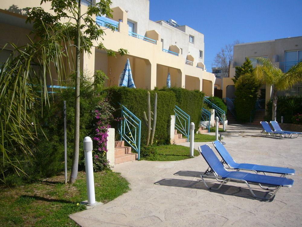 Blue Oasis Gardens Apartment Limassol Exterior foto