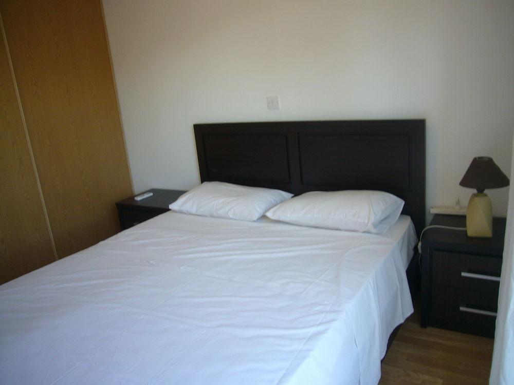 Blue Oasis Gardens Apartment Limassol Exterior foto