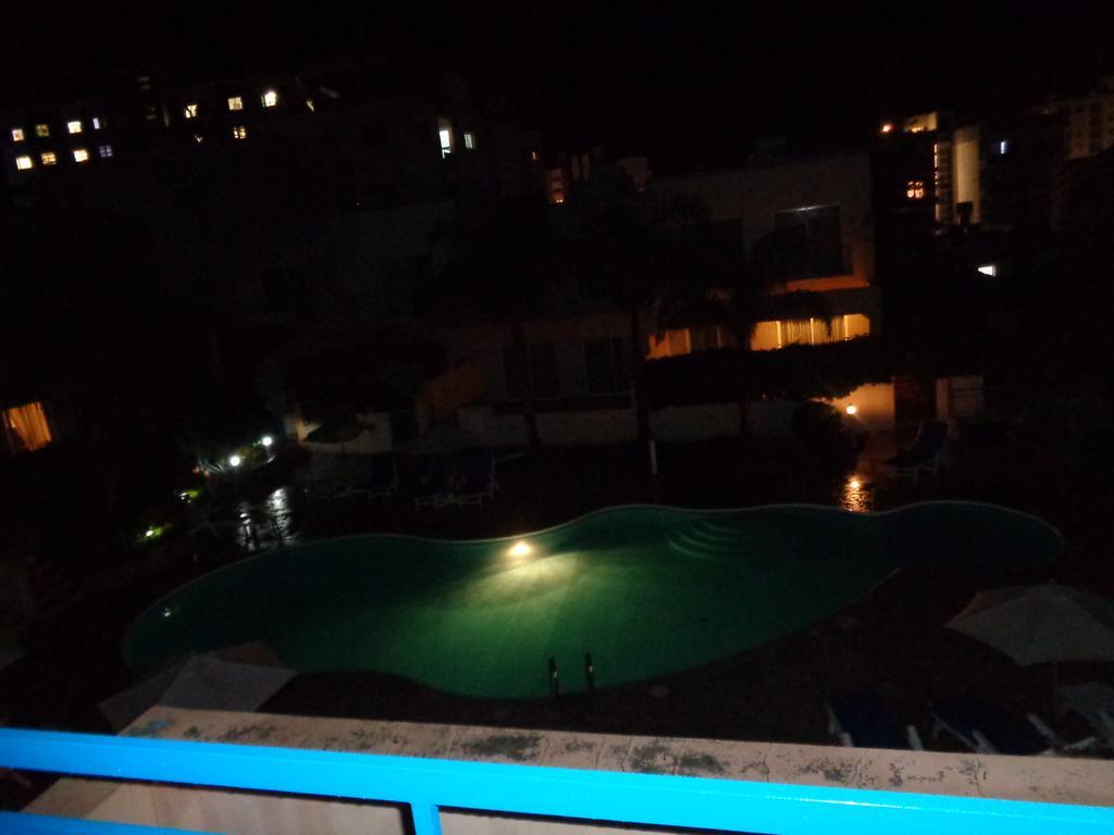 Blue Oasis Gardens Apartment Limassol Exterior foto