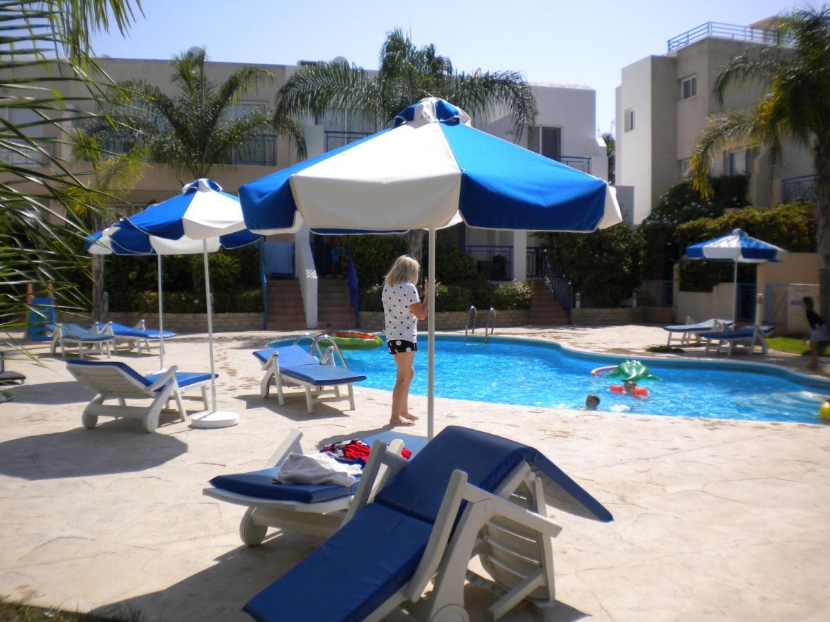 Blue Oasis Gardens Apartment Limassol Exterior foto